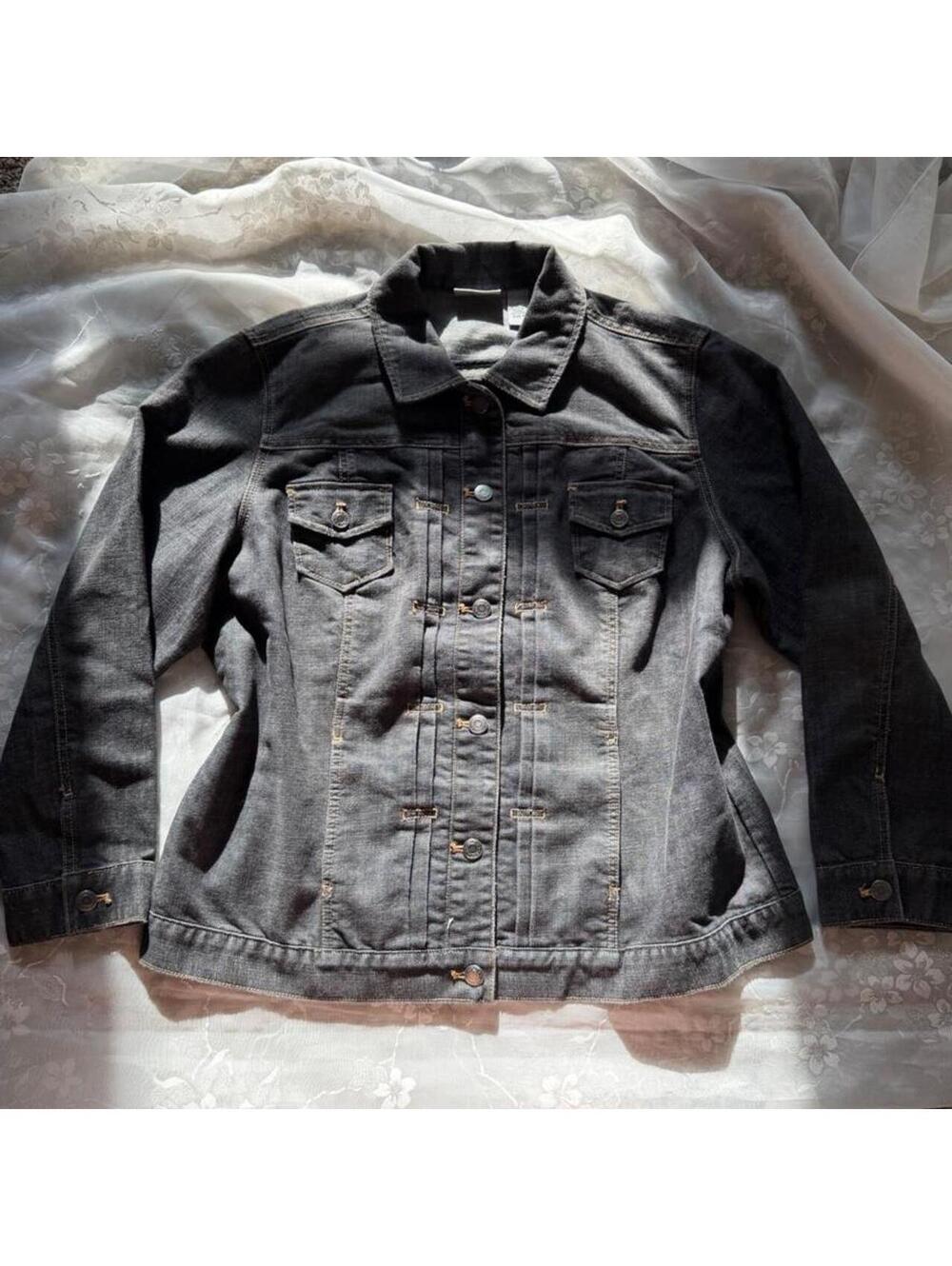 Vintage y2k faded black denim jean jacket